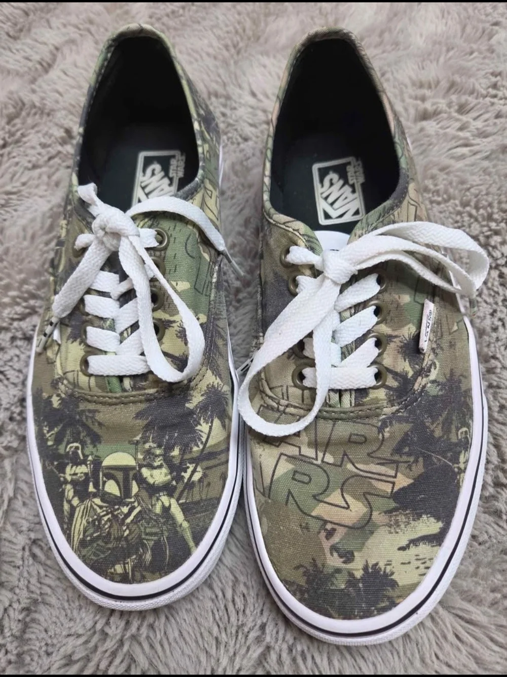 Vans Men’s Low-Top Sneakers - Green Camo with White Laces